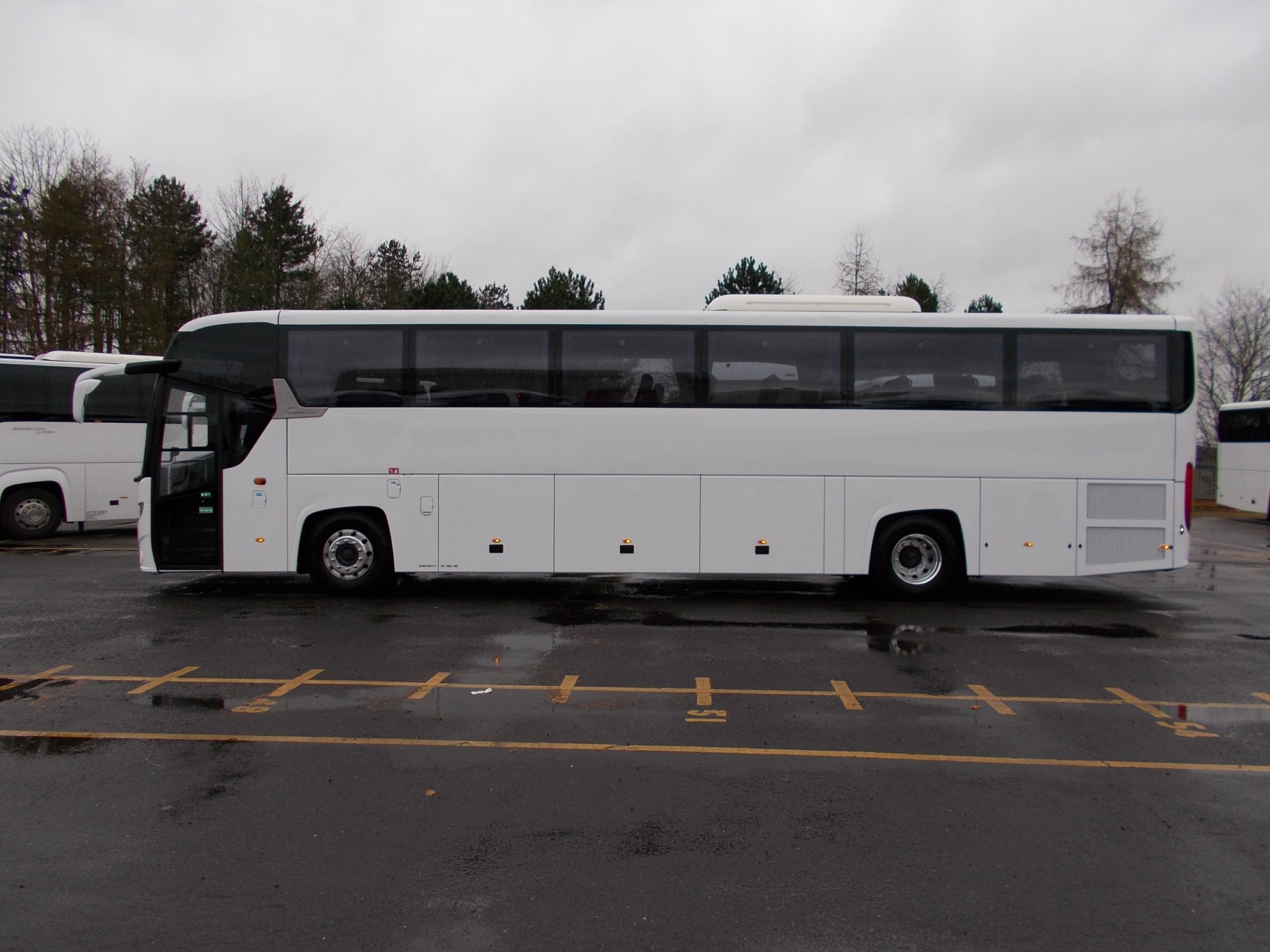 Front - Bus & Coach Buyer Classifieds