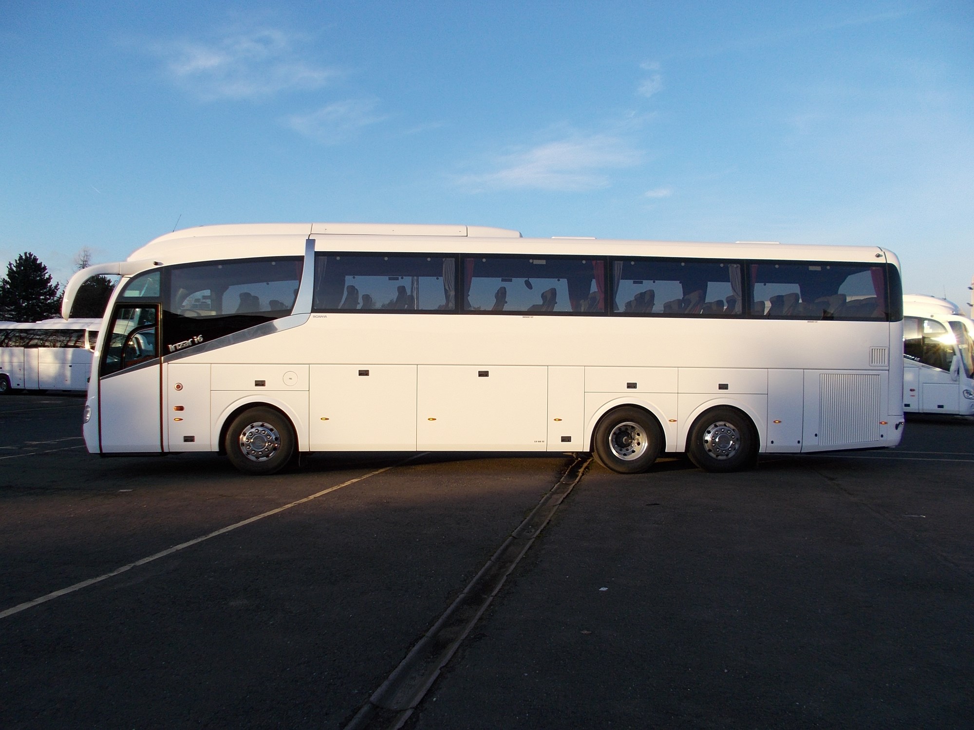 Front - Bus & Coach Buyer Classifieds