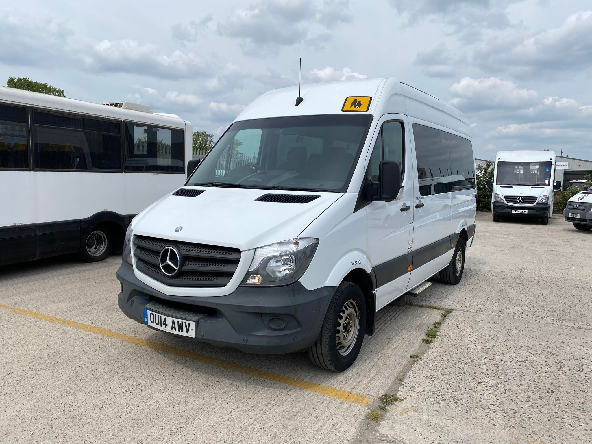 Used Mercedes-Benz Sprinter 313 CDI 9 Seater Accessible Minibus for ...