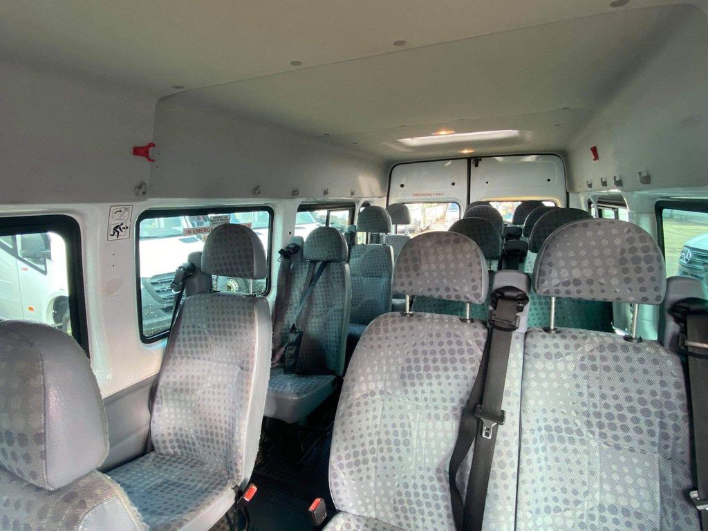 Ford Transit 2.2 TDCi 430 LWB 17 Seater Minibus - Image 5