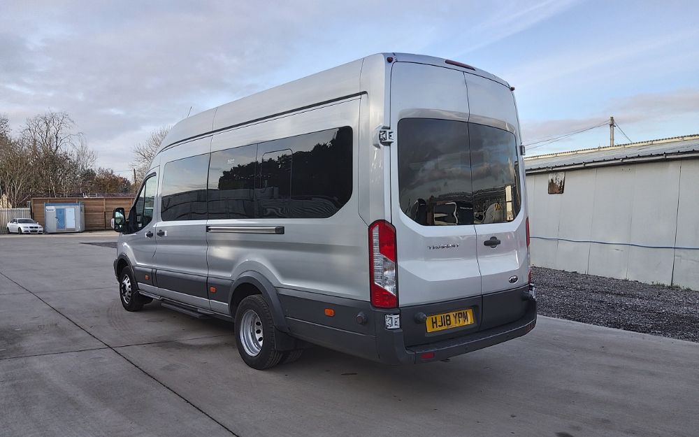 2018 (18) Ford Transit 460 Trend - Image 3