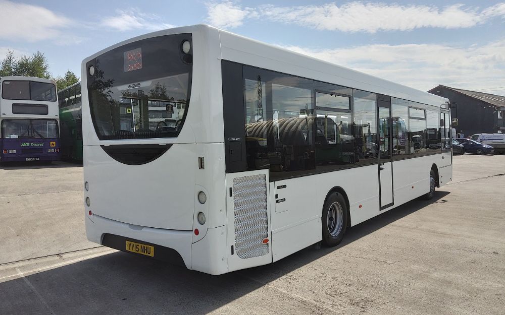 2015 (15) ADL Enviro 200 - Image 2