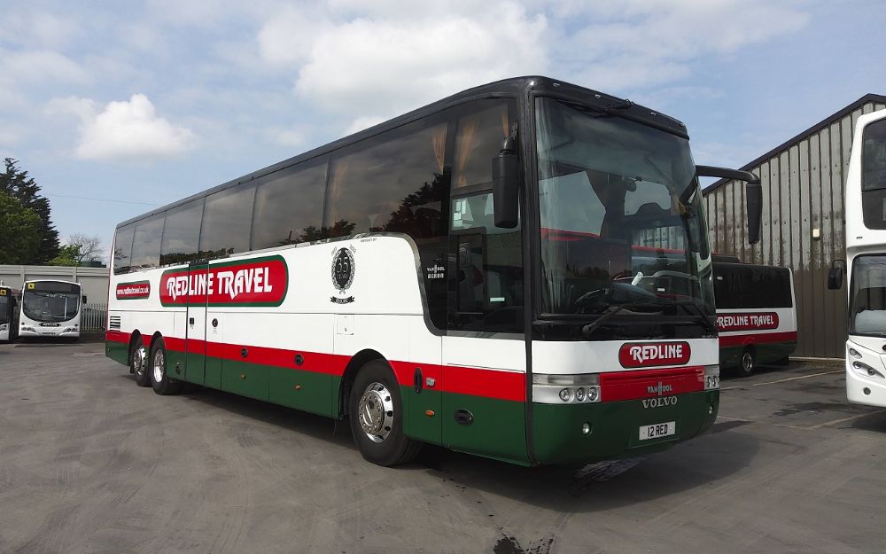 2009 (09) Volvo B12BT Van Hool T9 Acron - Image 1