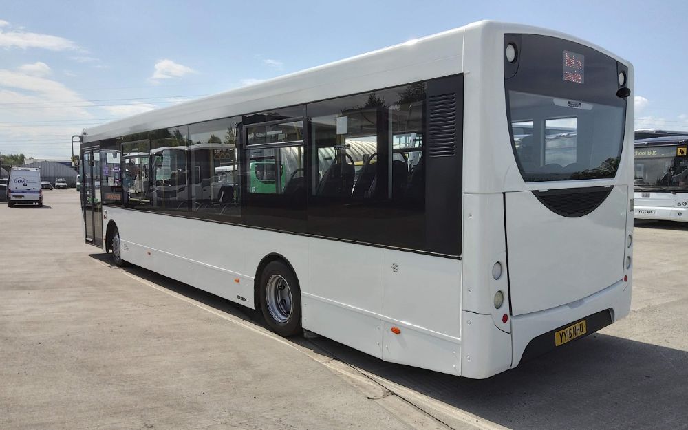 2015 (15) ADL Enviro 200 - Image 3