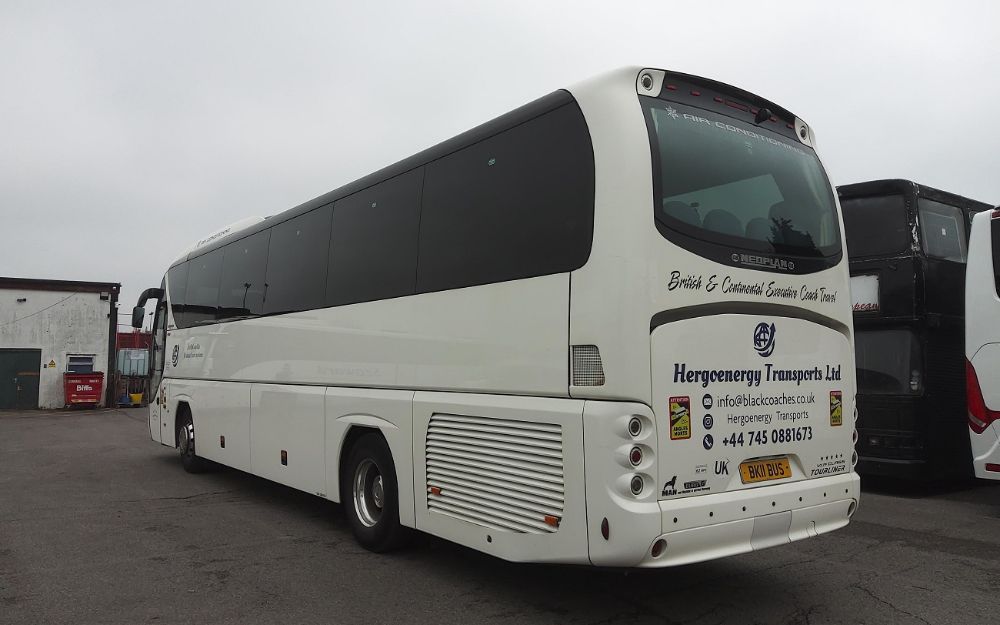 2017 (67) Neoplan P21 Tourliner - Image 3