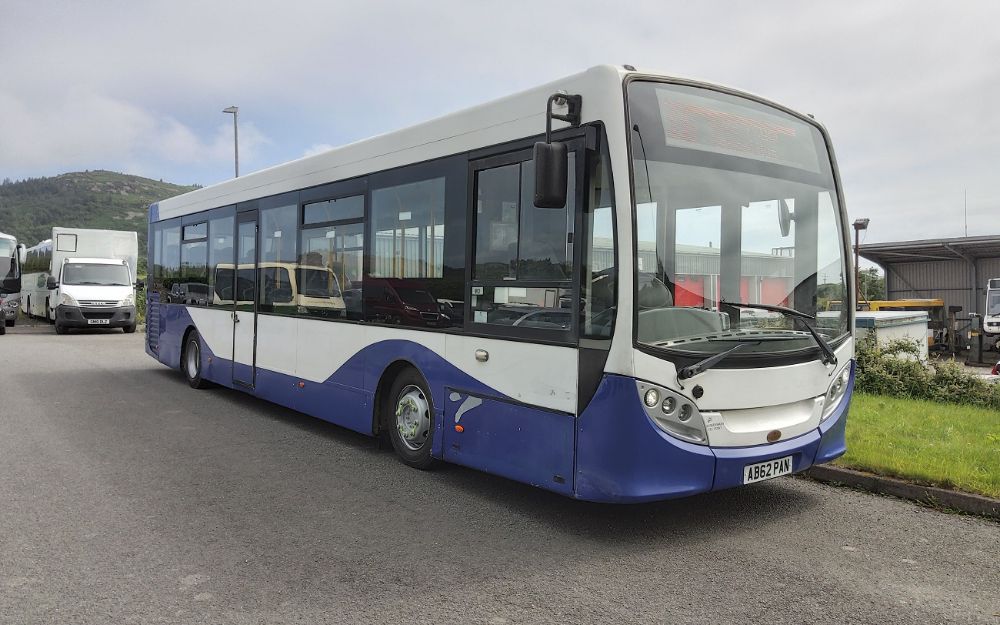 2013 (62) ADL Enviro 200 - Image 1