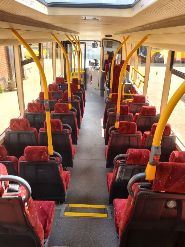 2009 (58) Optare Versa. Seat belts fitted. - Image 2