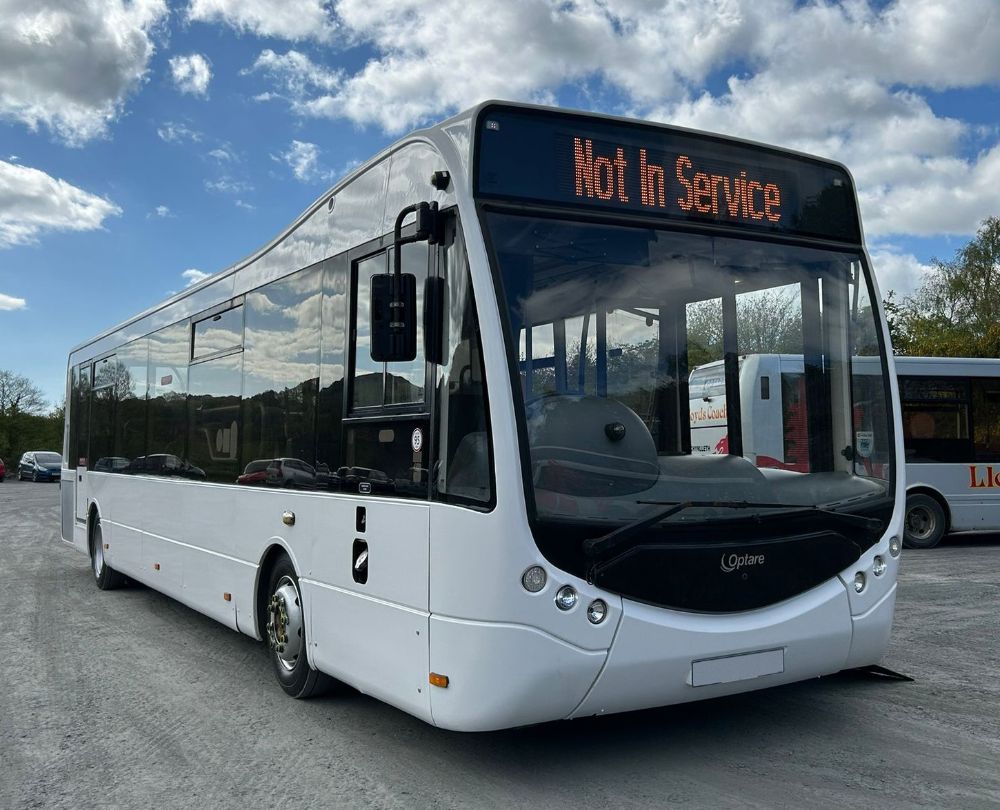 2017 (17) Optare MetroCity  38 seats - choice of 2 - Image 2