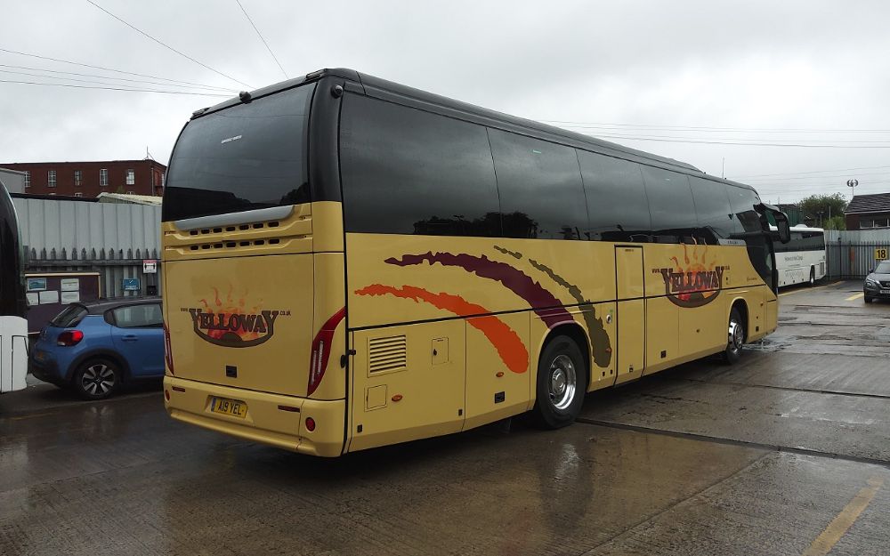 2019 (69) VDL SB4000 Beulas Cygnus - Image 2