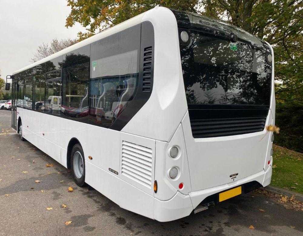 2018 (18) ADL E200 MMC 10.8m with seat belts - Image 4