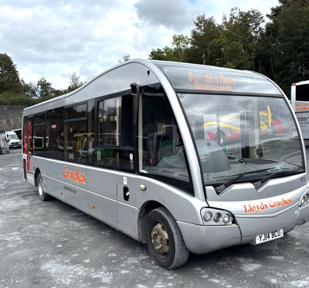 2014 (14) Optare Solo SR 9m - choice of 2 - Image 2