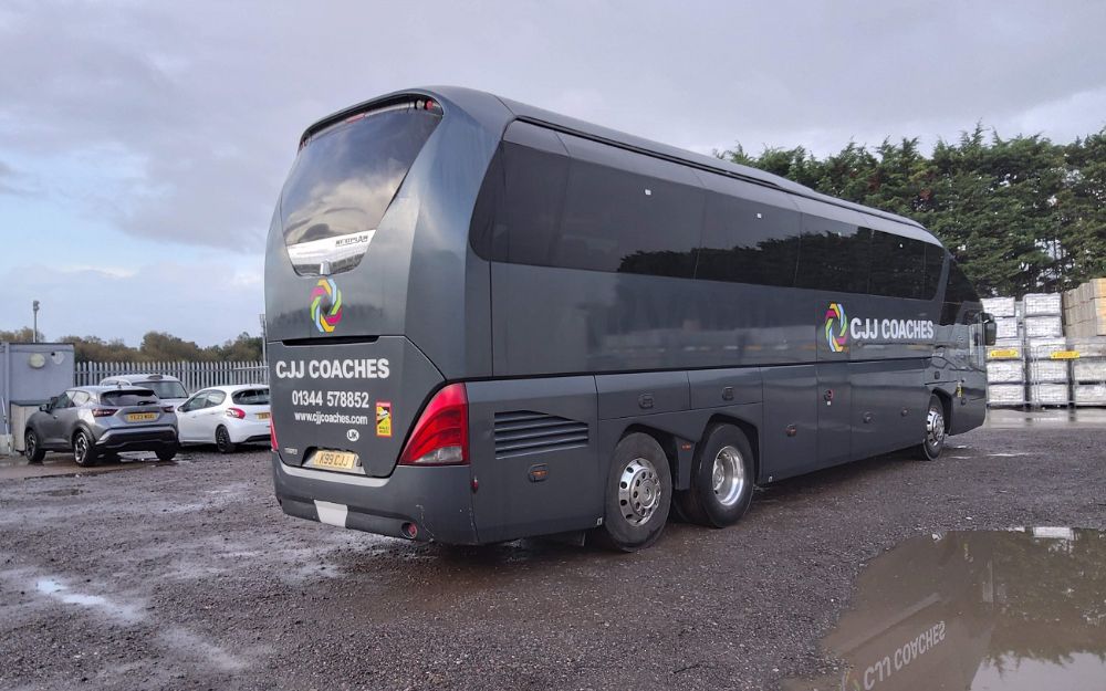 2014 (64) Neoplan P11 Starliner II - Image 2