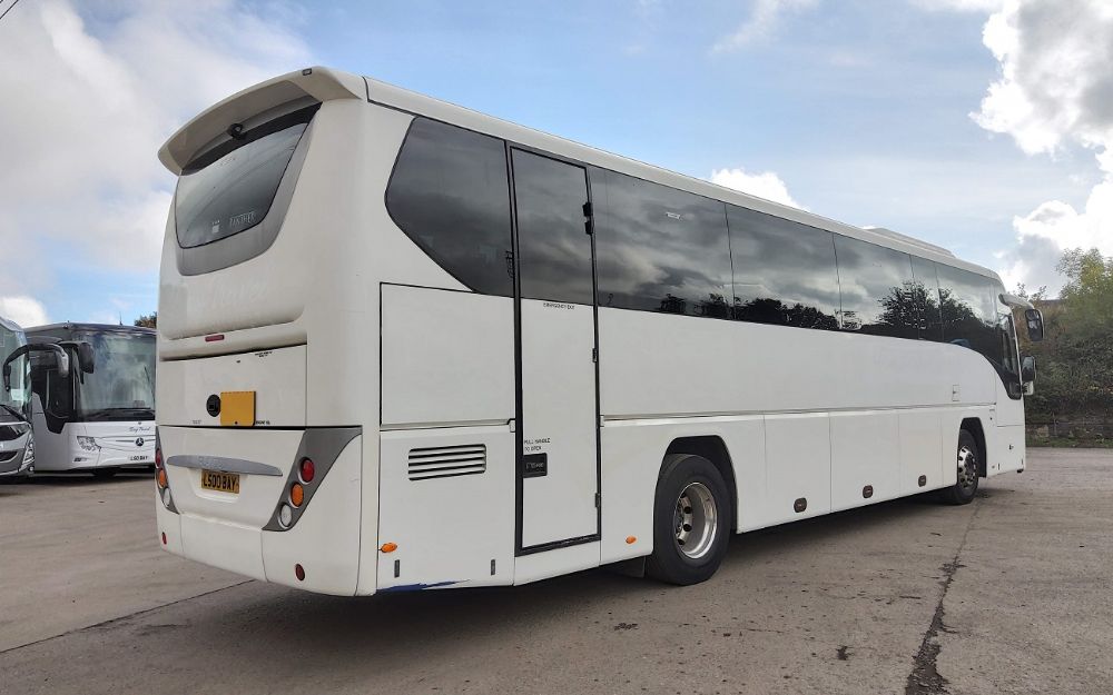 2014 (14) Volvo B9R Plaxton Panther 3 - Image 2