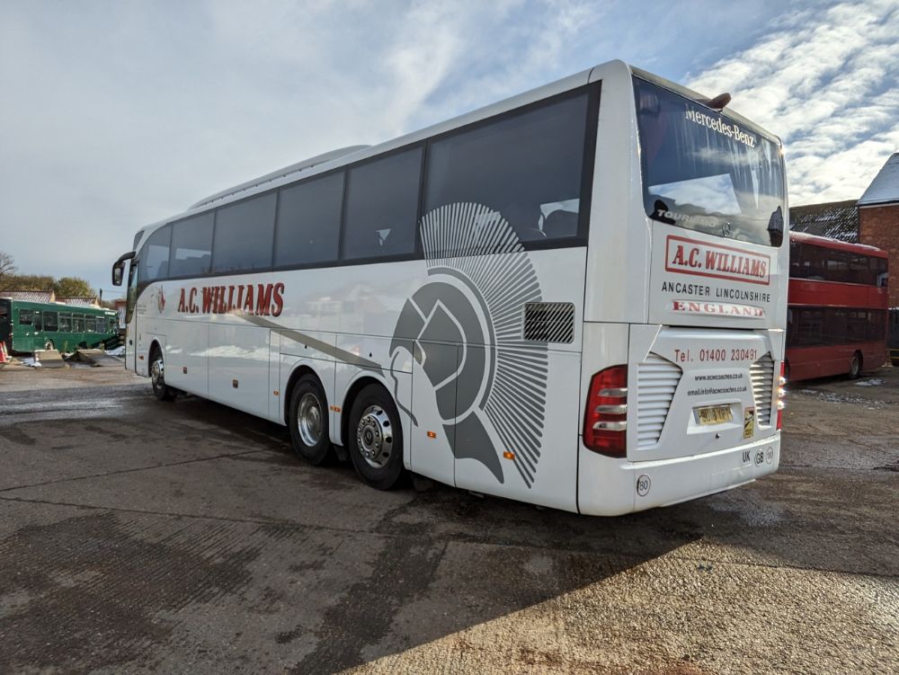 2018 (18) Mercedes Benz Tourismo M - Image 3