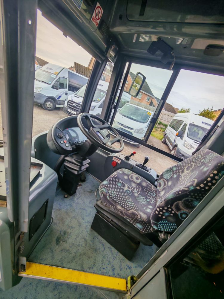 Alexander Dennis Enviro 200 - Image 4