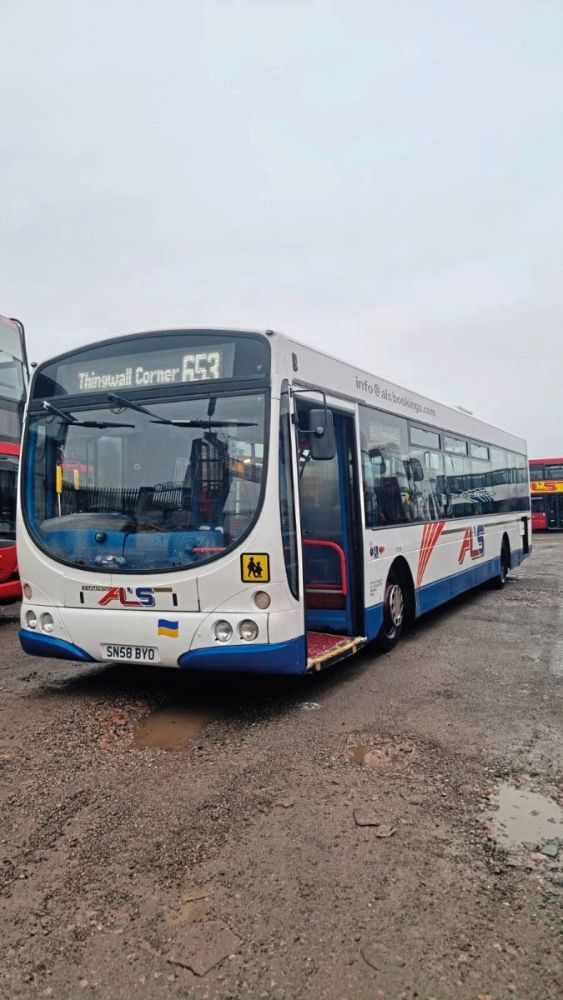 2008 Volvo B7RLE - Image 1