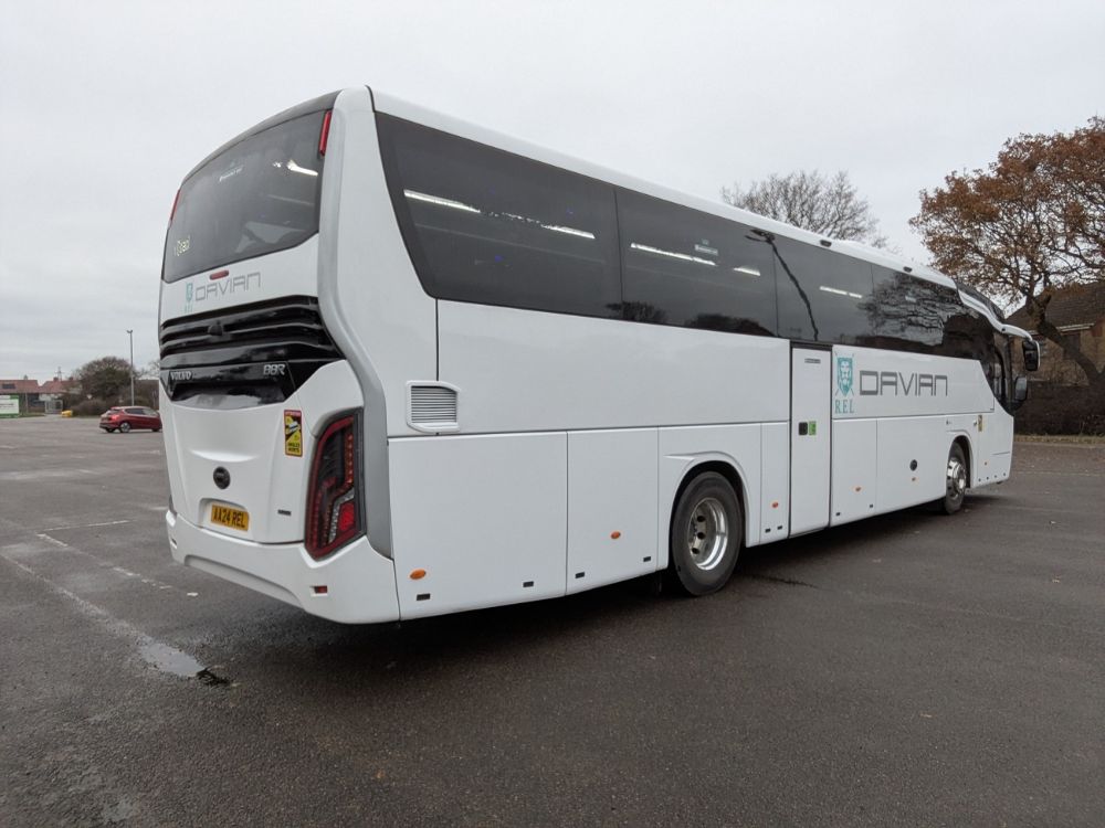 2024 (24) Volvo B8R MCV Evotor - Image 2