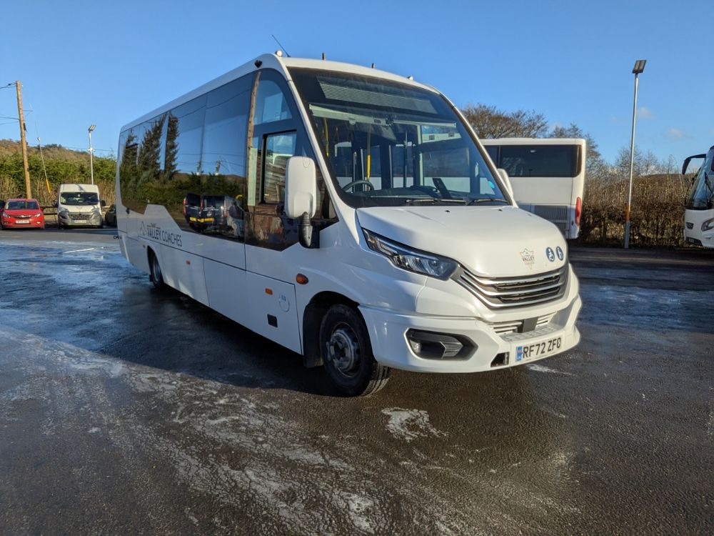 2023 (72) Iveco Daily 70C21 Ilesbus I-City Max - Image 1