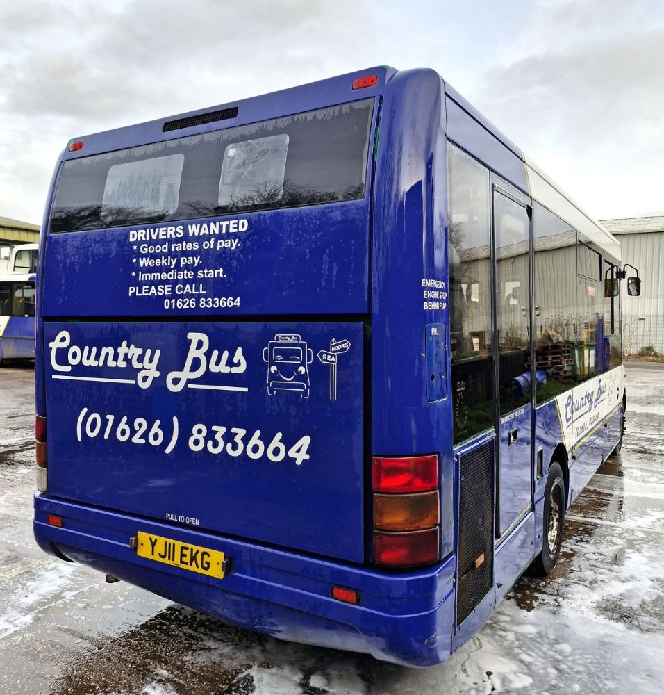 2011 (11) Optare Solo Slimline 7.1m - Image 5