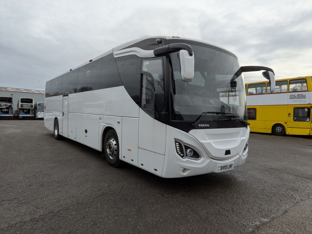 2019 (19) Volvo B11R MCV Evotor - Image 1