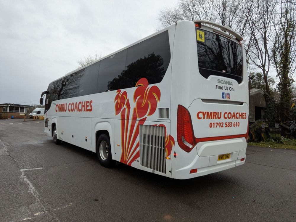 2017 (17) Scania K360IB Higer Touring - Image 3