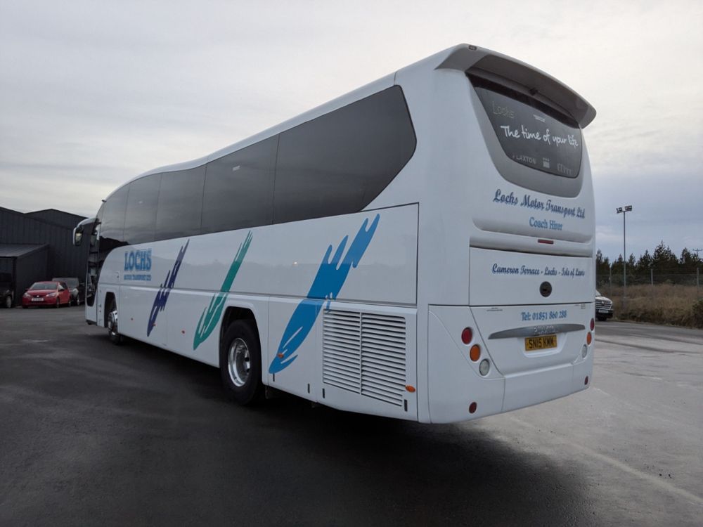 2015 (15) Volvo B9R Plaxton Elite - Image 3