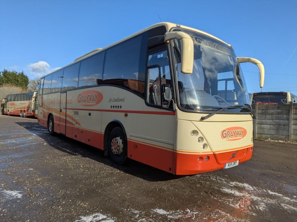 2006 (06) Volvo B12M Jonckheere Mistral 50 - Image 1