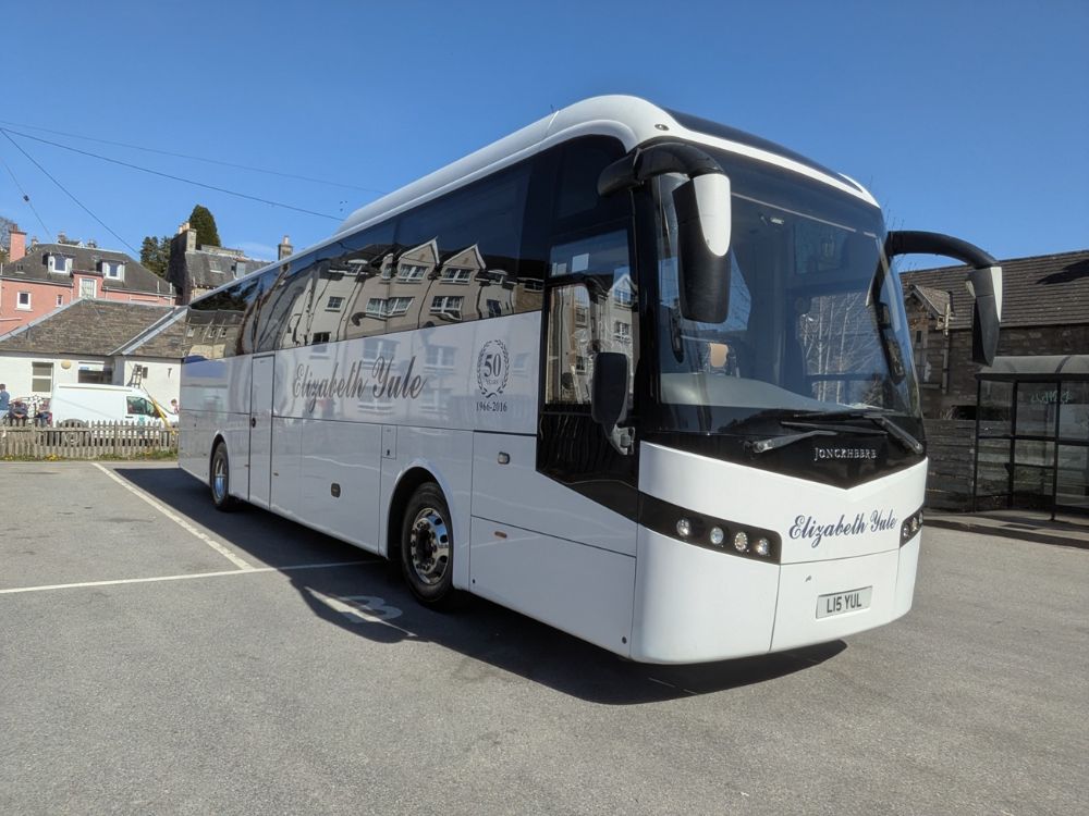 2013 (13) Volvo B11R Jonckheere JHV - Image 1