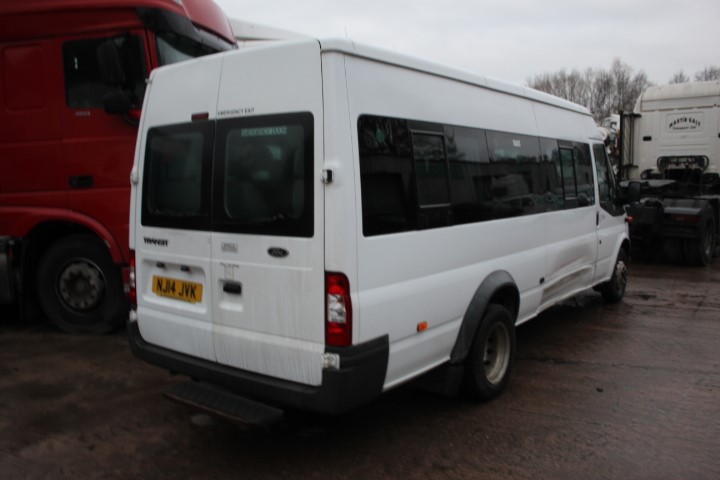 Ford Transit minibus - Image 5