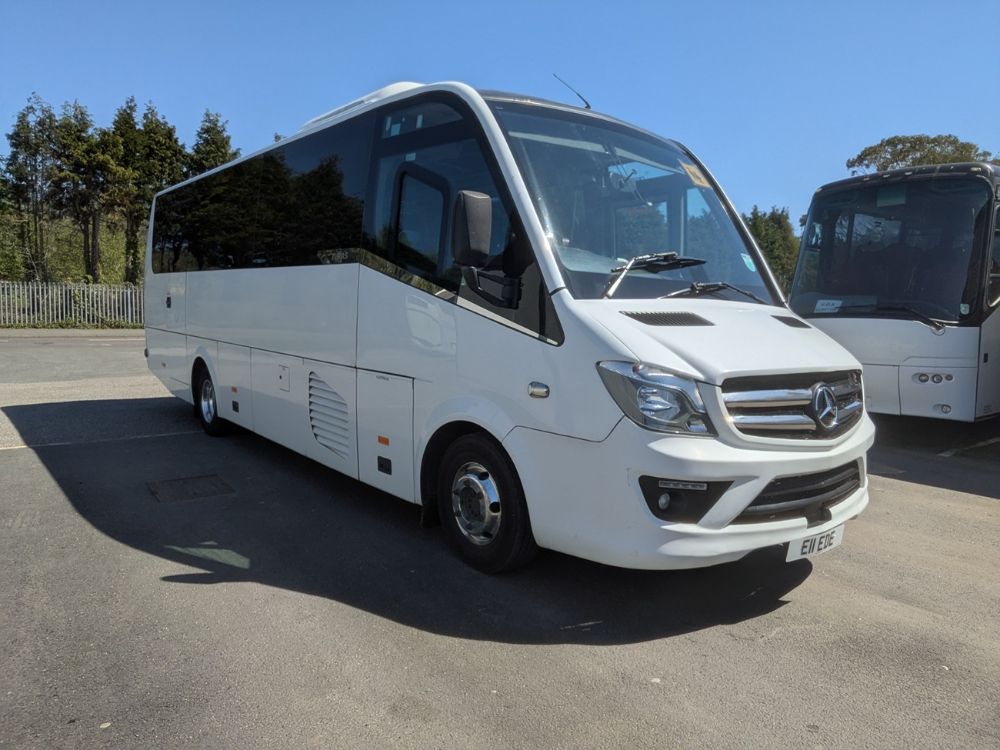 2017 (17) Mercedes Benz Atego 921L Noone Turas 900 - Image 1