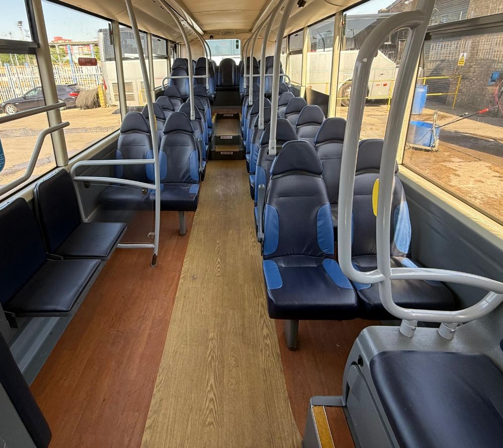 2015 (15) Optave Metrocity. 10.8m 40 seats. - Image 1