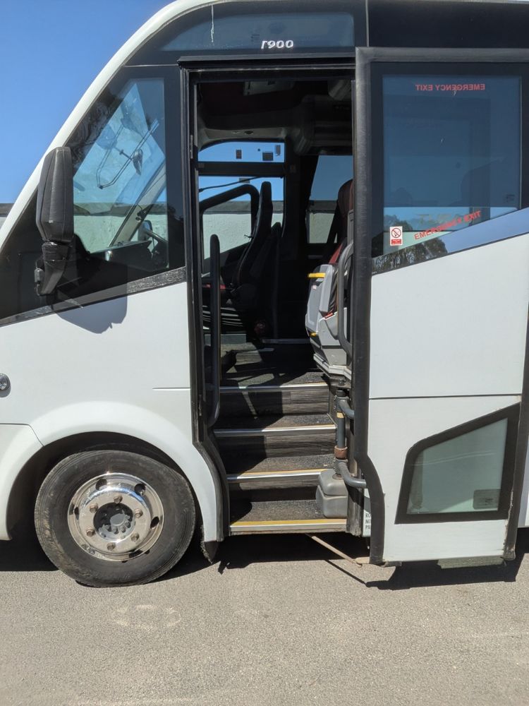 2017 (17) Mercedes Benz Atego 921L Noone Turas 900 - Image 5