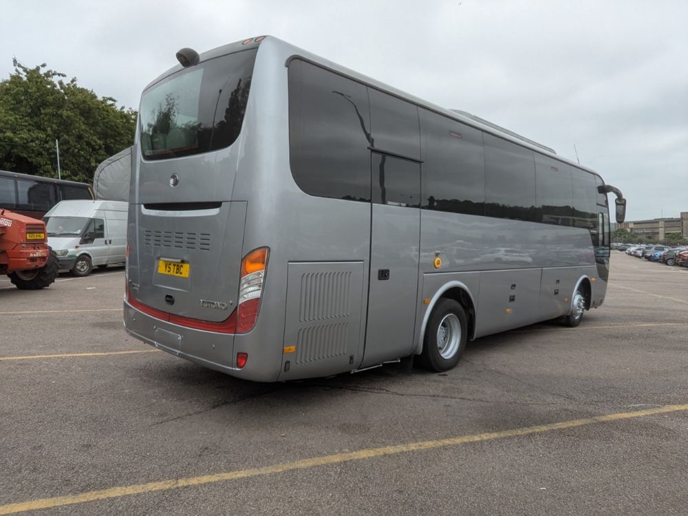 2017 (67) Yutong TC9 - Image 2
