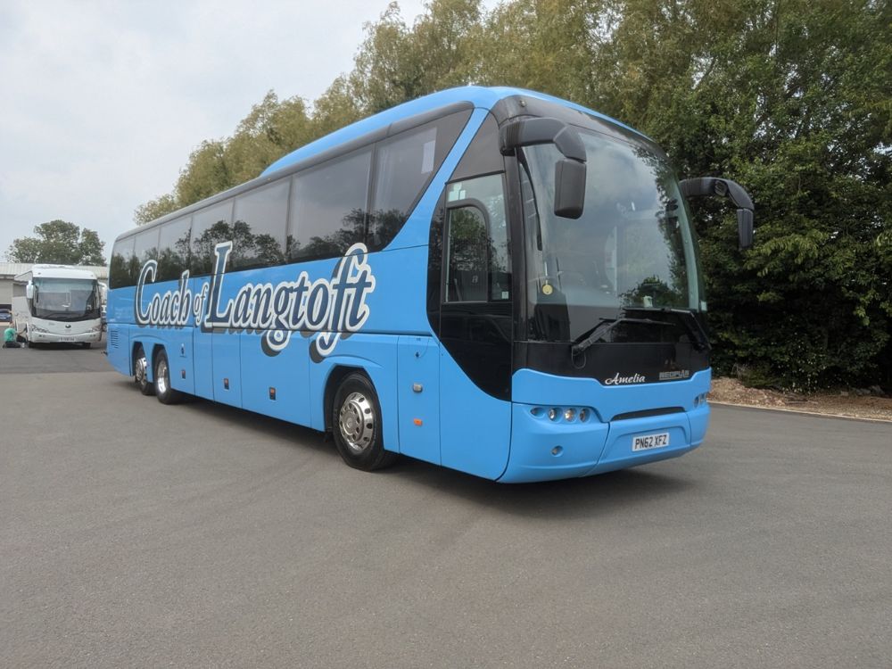 2012 (62) Neoplan P22 Tourliner - Image 1