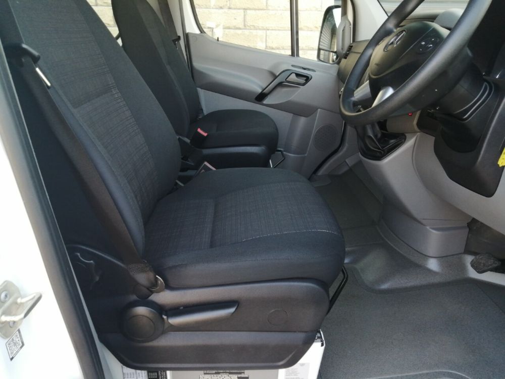Mercedes Benz Sprinter - Image 5