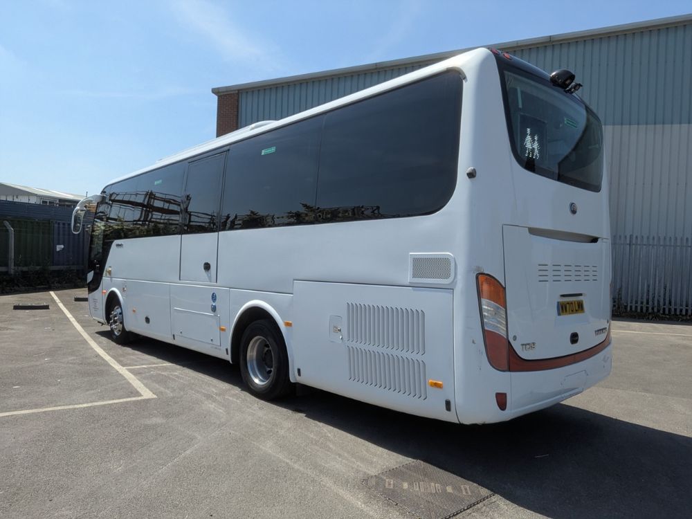 2020 (70) Yutong TC9 - Image 3
