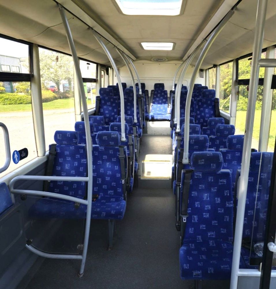 2014 (64) Solo SR 8.9m. 30 seats + seat belts. - Image 1