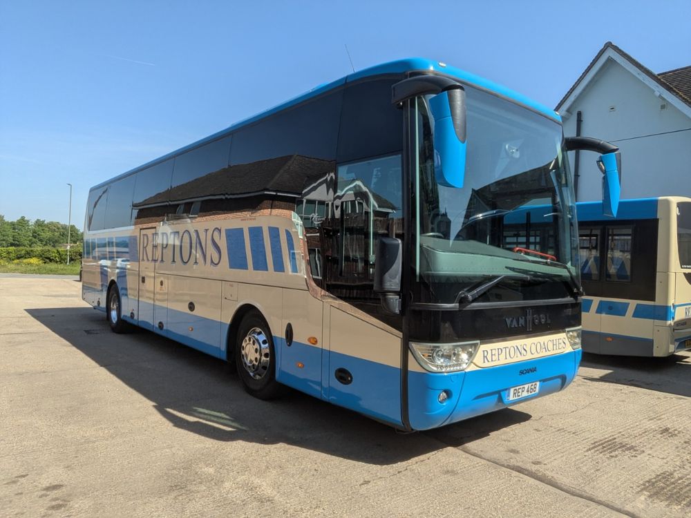 2015 (15) Scania K360EB Van Hool TX15 Alicron - Image 1