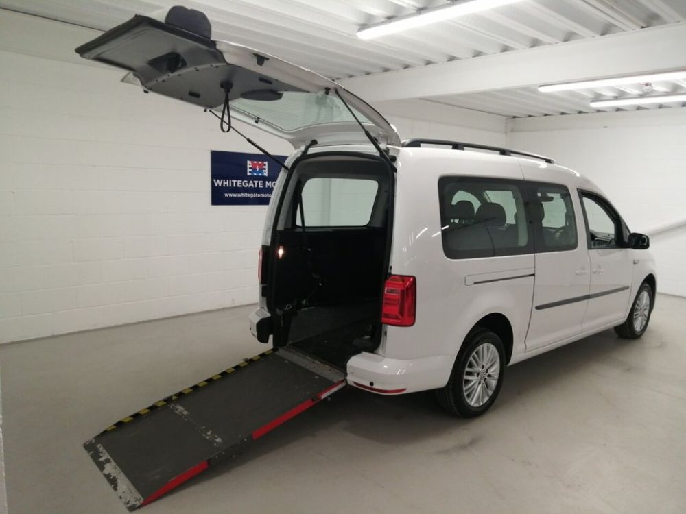 Volkswagen Caddy Maxi Life 2.0 - Image 4
