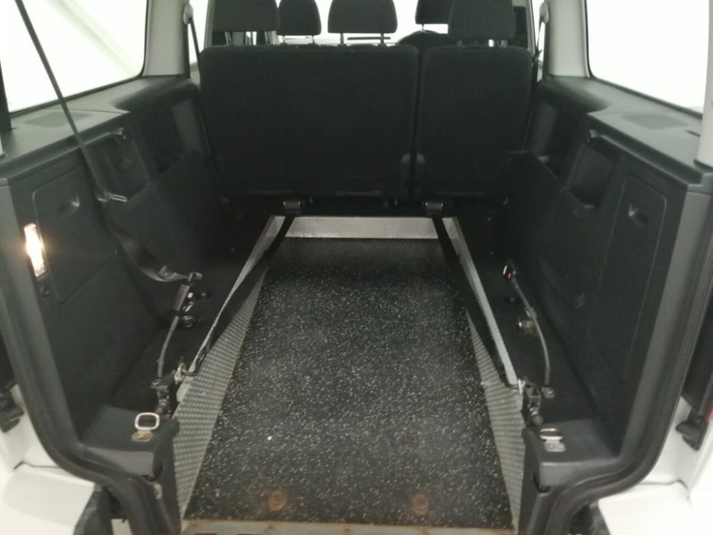 Volkswagen Caddy Maxi Life 2.0 - Image 6
