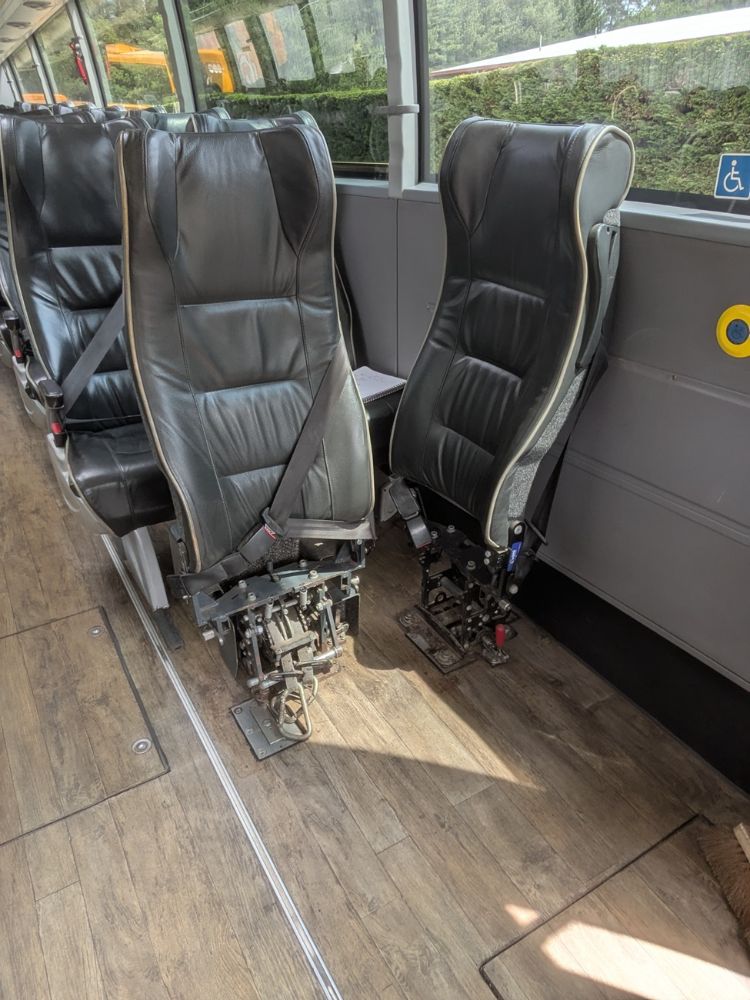 2011 (11) Volvo B9R Caetano Levante - Image 6