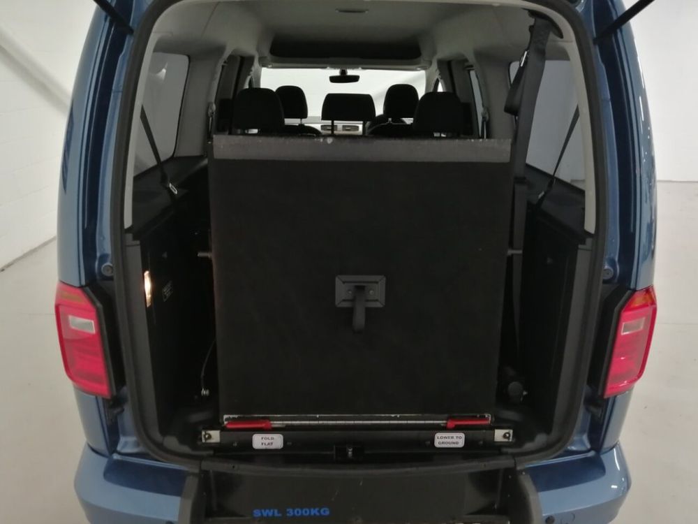 VOLKSWAGEN CADDY MAXI - Image 4