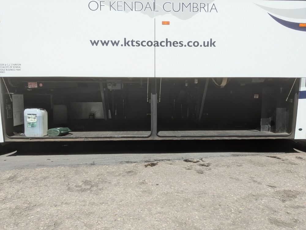 2016 (65) Volvo B11R Caetano Levante II - Image 4
