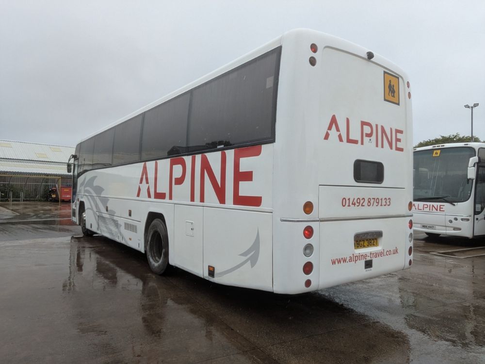 2001 (51) Volvo B12M Plaxton Paragon - Image 3