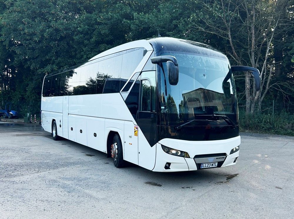 Neoplan P10 - Image 1
