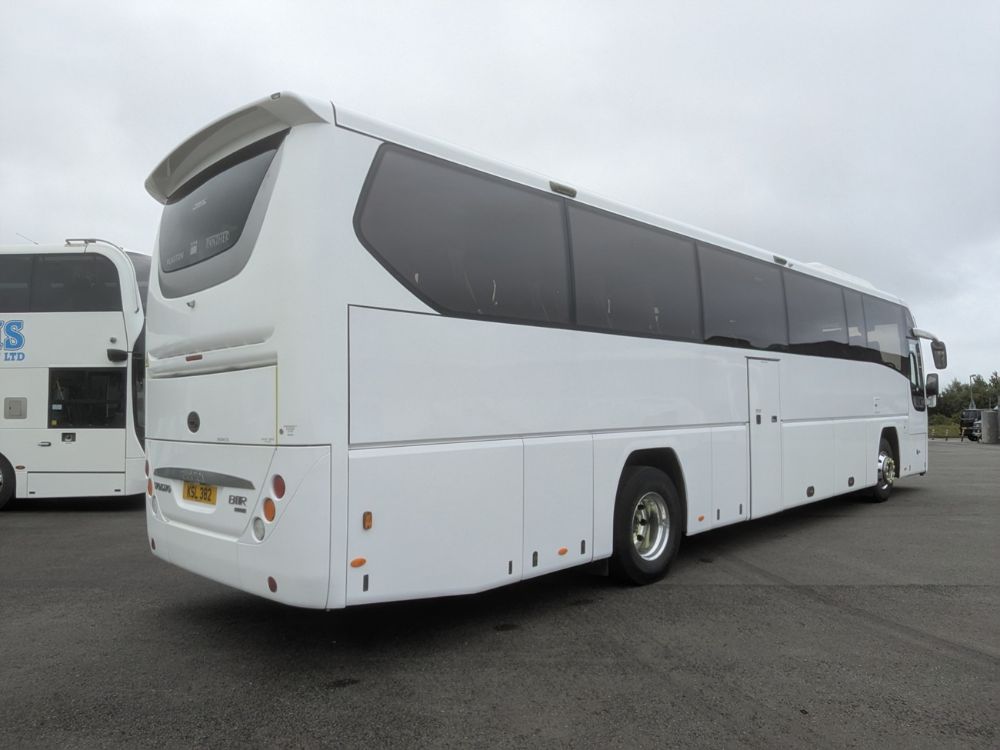2016 (16) Volvo B11R Plaxton Panther 3 - Image 2