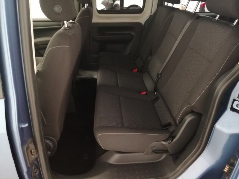 VOLKSWAGEN CADDY MAXI - Image 7
