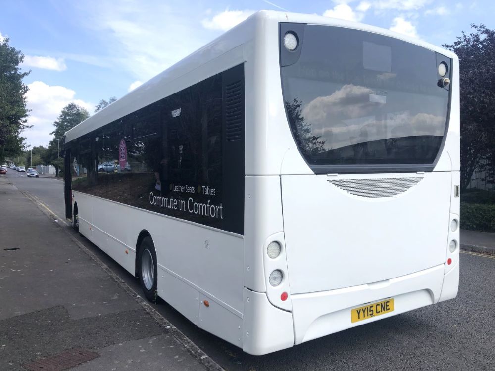 2015 (15) ADL Enviro 200 10.8m. 35 seats & belts - Image 4