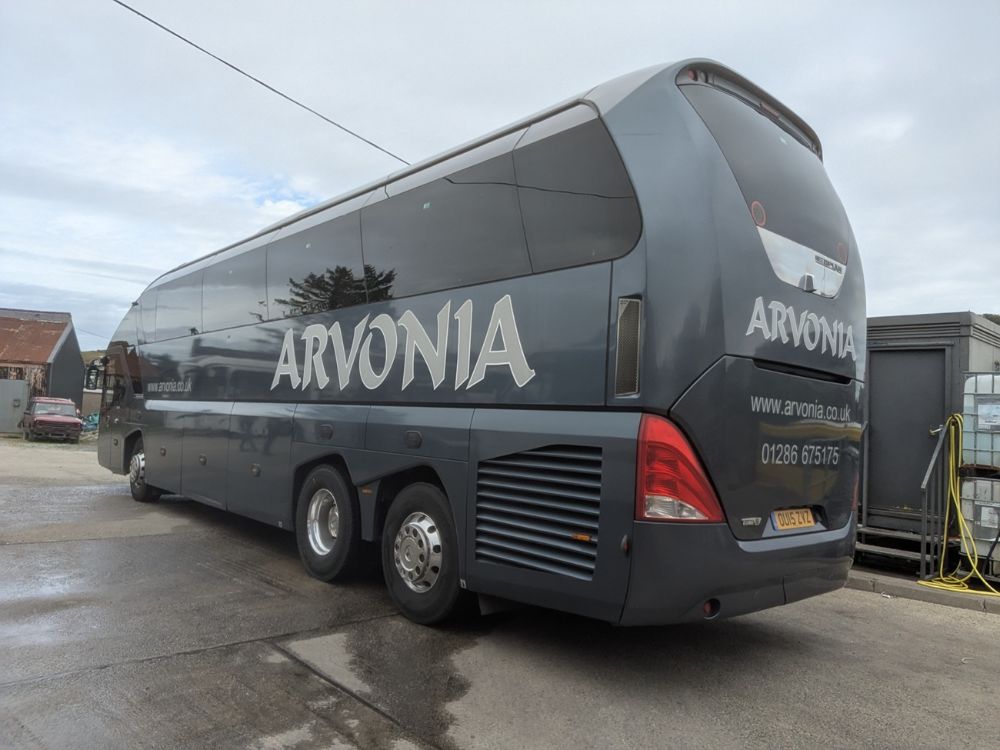 2015 (15) Neoplan P11 Starliner II - Image 3