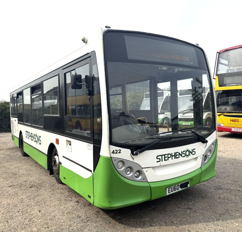 2010 (60) ADL Enviro 200 8.9m. 29 seats - Image 2